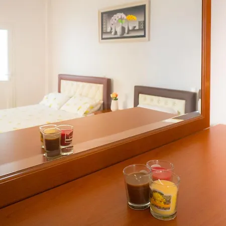 Iraklis Lykokas Guest house Himare