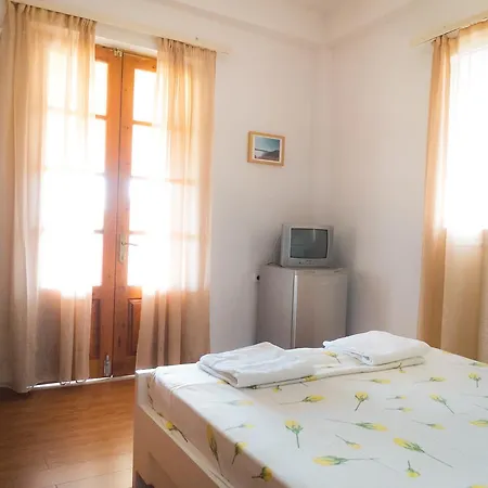 Guest house Iraklis Lykokas *